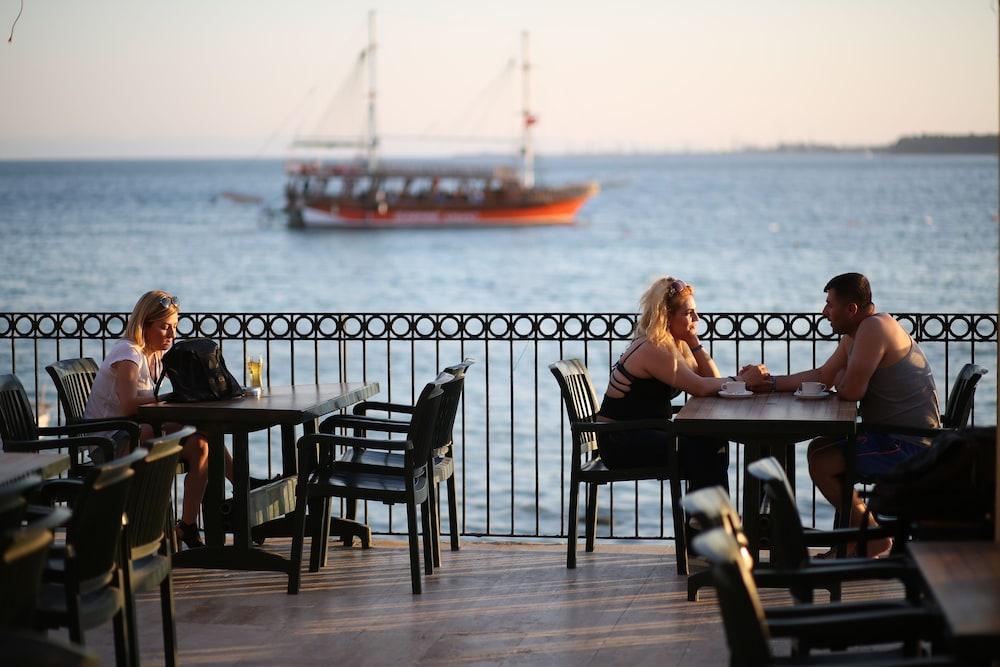 Tuntas Beach Hotel Altinkum Didim Exteriör bild